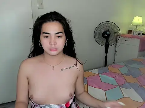 Alovelydoll nica online show from November 20, 2025, 4:57 am