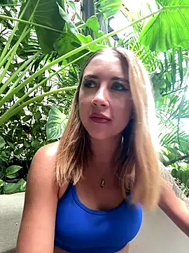 asraifae online show from November 17, 2025, 5:33 am