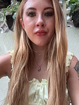 asraifae online show from October 24, 2025, 6:12 am