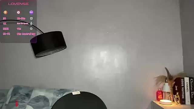 Demi Maddison online show from September 26, 2025, 4:25 pm