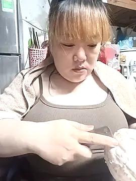 Cindy237st online show from September 22, 2025, 1:17 pm