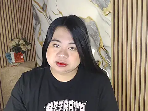 Im ur mother online show from April 5, 2026, 8:15 pm