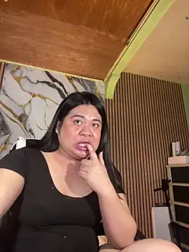 Im ur mother online show from February 23, 2026, 7:14 pm