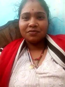 Snapshot of Hot_anjo chatting on November 28, 2025, 10:37 am Hot anjo online show from November 28, 2025, 10:37 am