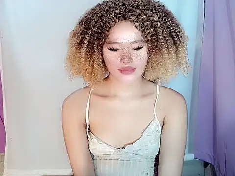 Snapshot of Kathyfied chatting on November 14, 2025, 2:43 pm Kathyfied online show from November 14, 2025, 2:43 pm