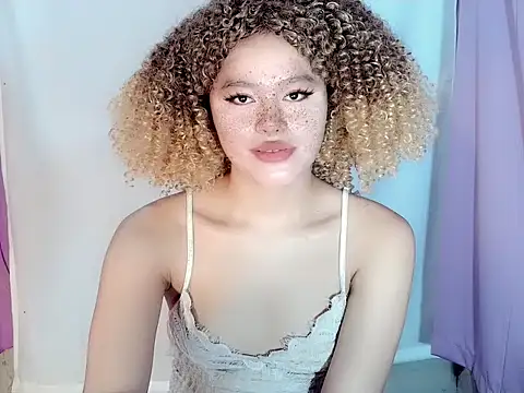 Snapshot of Kathyfied chatting on November 18, 2025, 11:37 pm Kathyfied online show from November 18, 2025, 11:37 pm