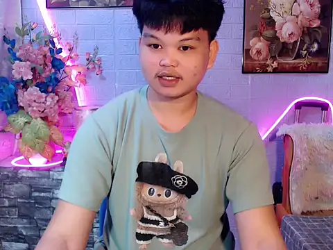 Reynelcock online show from May 29, 2026, 5:30 pm