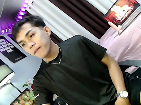 Snapshot of urhot_chany chatting on August 6, 2026, 6:14 pm urhot chany online show from August 6, 2026, 6:14 pm
