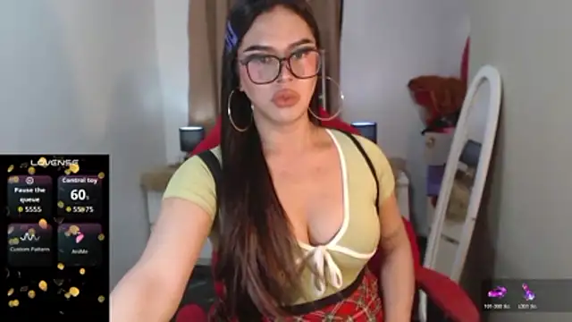 Snapshot of RebeccaTs chatting on January 12, 2026, 11:50 am RebeccaTs online show from January 12, 2026, 11:50 am