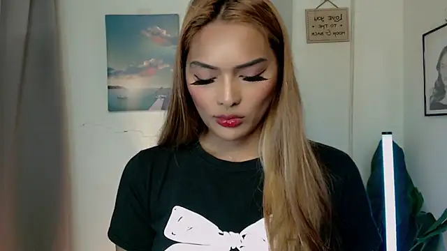 Wena Larson88 online show from September 18, 2025, 9:12 am