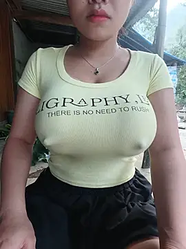 Snapshot of Rubyy_Nk chatting on May 13, 2026, 11:34 pm Rubyy Nk online show from May 13, 2026, 11:34 pm