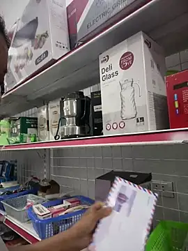 Snapshot of Maily_NC chatting on March 12, 2026, 1:37 pm Maily NC online show from March 12, 2026, 1:37 pm