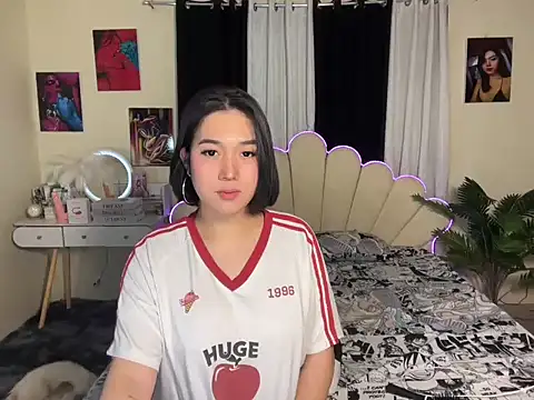 Snapshot of KateMadness chatting on March 28, 2026, 3:35 pm KateMadness online show from March 28, 2026, 3:35 pm