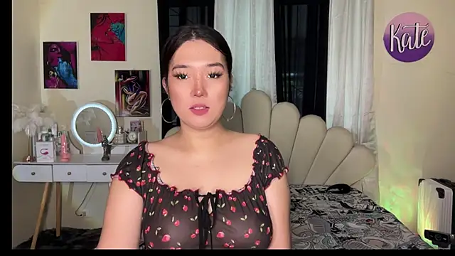 Snapshot of KateMadness chatting on March 6, 2026, 1:11 am KateMadness online show from March 6, 2026, 1:11 am