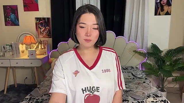 Snapshot of KateMadness chatting on March 30, 2026, 12:28 pm KateMadness online show from March 30, 2026, 12:28 pm