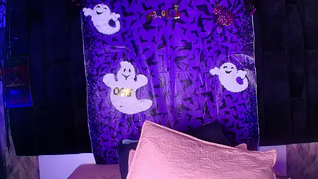 wensheng  online show from October 16, 2025, 7:11 pm