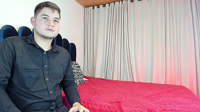 Snapshot of CameronyMartinn chatting on March 1, 2026, 2:11 am CameronyMartinn online show from March 1, 2026, 2:11 am