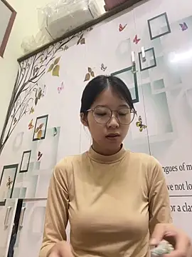 meomeo2k6 online show from November 30, 2025, 6:36 am