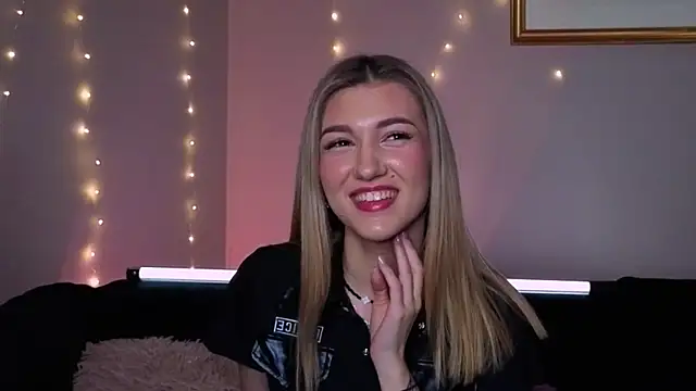 BeatrixGummer online show from November 27, 2025, 8:20 pm