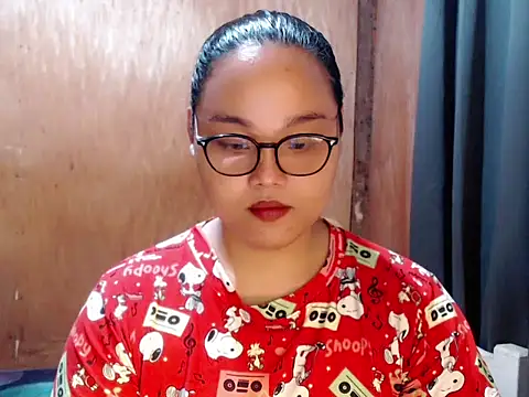 Snapshot of _Lylia chatting on March 8, 2026, 9:40 pm Lylia online show from March 8, 2026, 9:40 pm