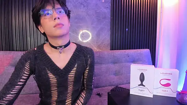 Snapshot of luixdust_ chatting on November 4, 2025, 5:33 am luixdust online show from November 4, 2025, 5:33 am