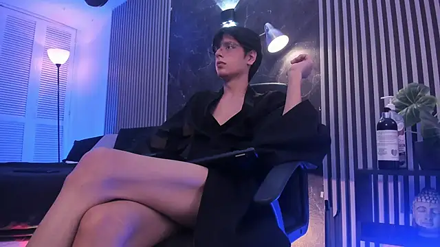 Snapshot of luixdust_ chatting on October 11, 2025, 6:36 am luixdust online show from October 11, 2025, 6:36 am