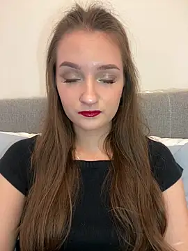 AdelinaEmber online show from October 20, 2025, 9:43 am