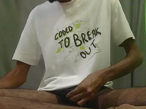 rockyy23boy online show from March 7, 2026, 3:35 am