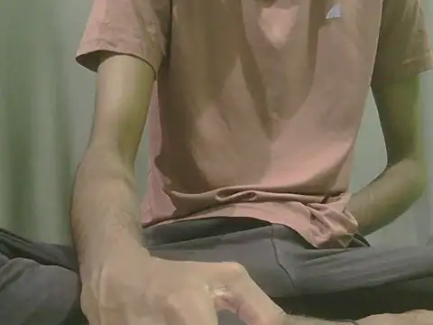 rockyy23boy online show from April 10, 2026, 1:12 am