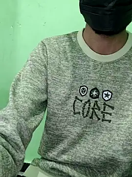 rockyy23boy online show from October 3, 2025, 7:32 am