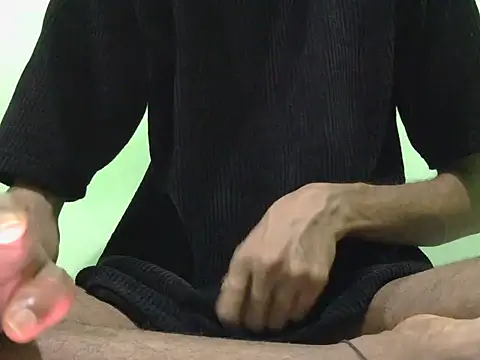 rockyy23boy online show from October 12, 2025, 1:45 pm