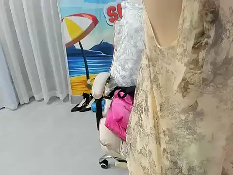 LuckyBabe new01 online show from April 3, 2026, 4:08 am