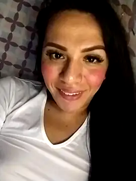 Snapshot of enoria1992 chatting on March 11, 2026, 12:21 pm enoria1992 online show from March 11, 2026, 12:21 pm