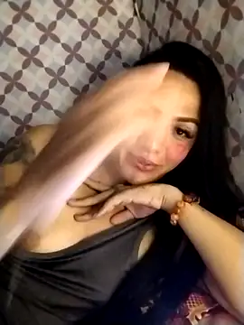 Snapshot of enoria1992 chatting on March 13, 2026, 4:23 pm enoria1992 online show from March 13, 2026, 4:23 pm