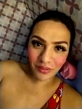 Snapshot of enoria1992 chatting on April 7, 2026, 6:04 am enoria1992 online show from April 7, 2026, 6:04 am