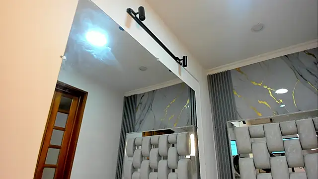 Snapshot of Wonderkloe_ chatting on May 5, 2026, 7:28 pm Wonderkloe online show from May 5, 2026, 7:28 pm
