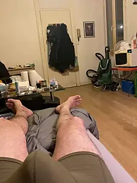 jackadi33 online show from February 11, 2026, 7:58 pm