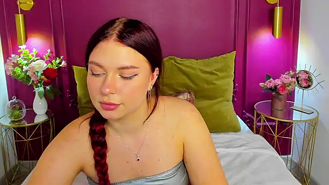 LizyBex online show from October 15, 2025, 12:24 pm