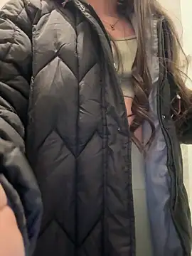 Isabella21  online show from March 11, 2026, 1:21 am