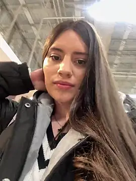 Isabella21  online show from February 9, 2026, 12:41 am