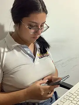 Velma star online show from September 12, 2025, 10:59 am