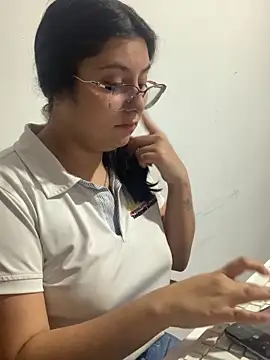 Velma star online show from September 9, 2025, 12:25 pm