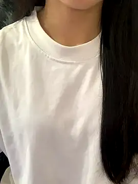 Snapshot of JennyQueen18 chatting on October 2, 2025, 1:58 pm JennyQueen18 online show from October 2, 2025, 1:58 pm