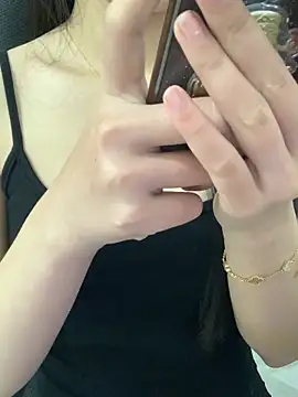 Snapshot of JennyQueen18 chatting on March 15, 2026, 3:41 pm JennyQueen18 online show from March 15, 2026, 3:41 pm