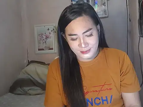 Snapshot of behappy4me chatting on September 14, 2025, 4:13 am behappy4me online show from September 14, 2025, 4:13 am