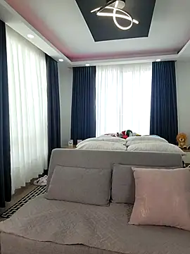 evasweett   online show from October 2, 2025, 6:33 pm