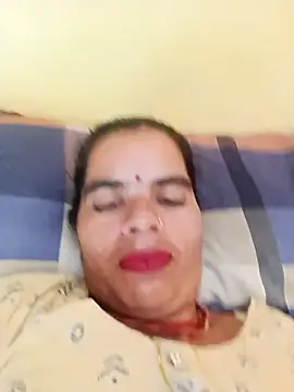 Priyanka hot1 online show from October 4, 2025, 7:21 am