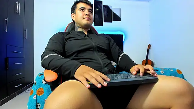 thiago  cp01 online show from March 16, 2026, 12:40 am