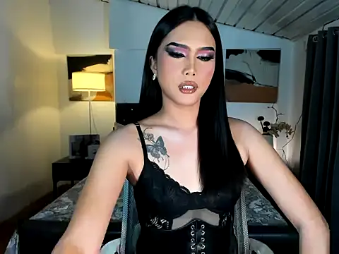 CallaWang online show from October 18, 2025, 7:05 pm