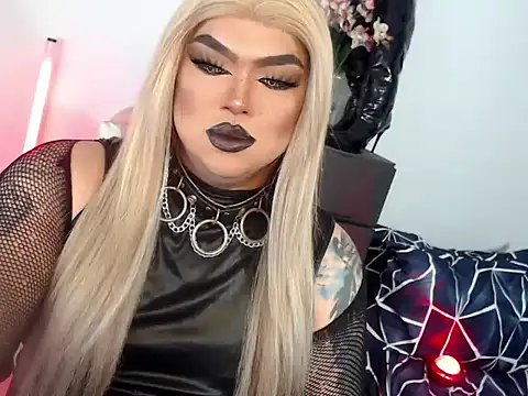 michellevixen922 online show from November 6, 2025, 6:12 pm